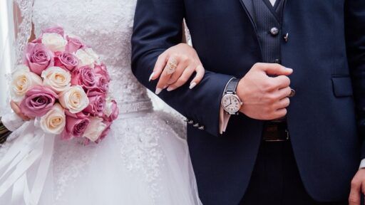 Cómo Saber si una Persona está Casada en Chile